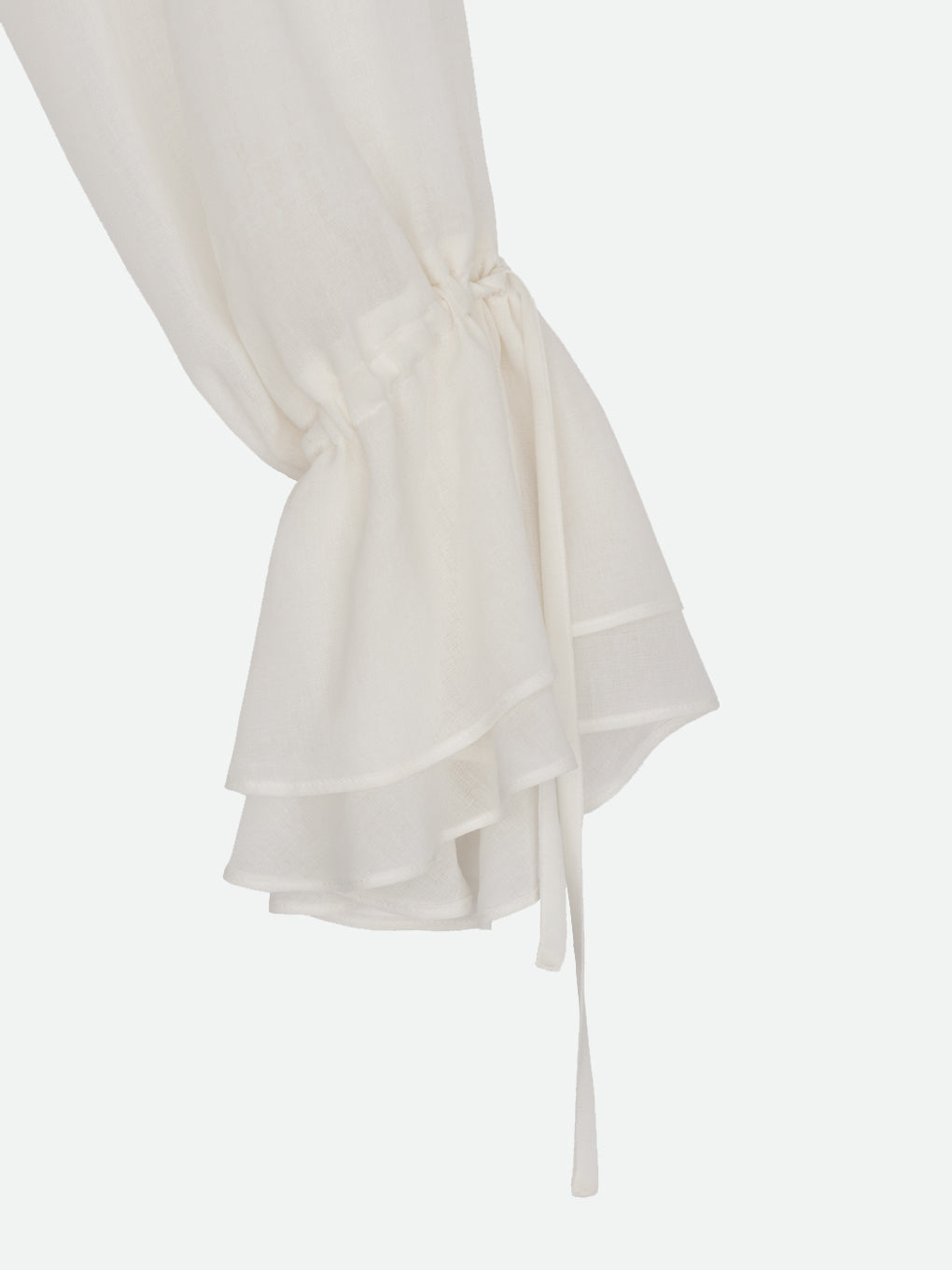 AIRY RUFFLE OVER BLOUSE
