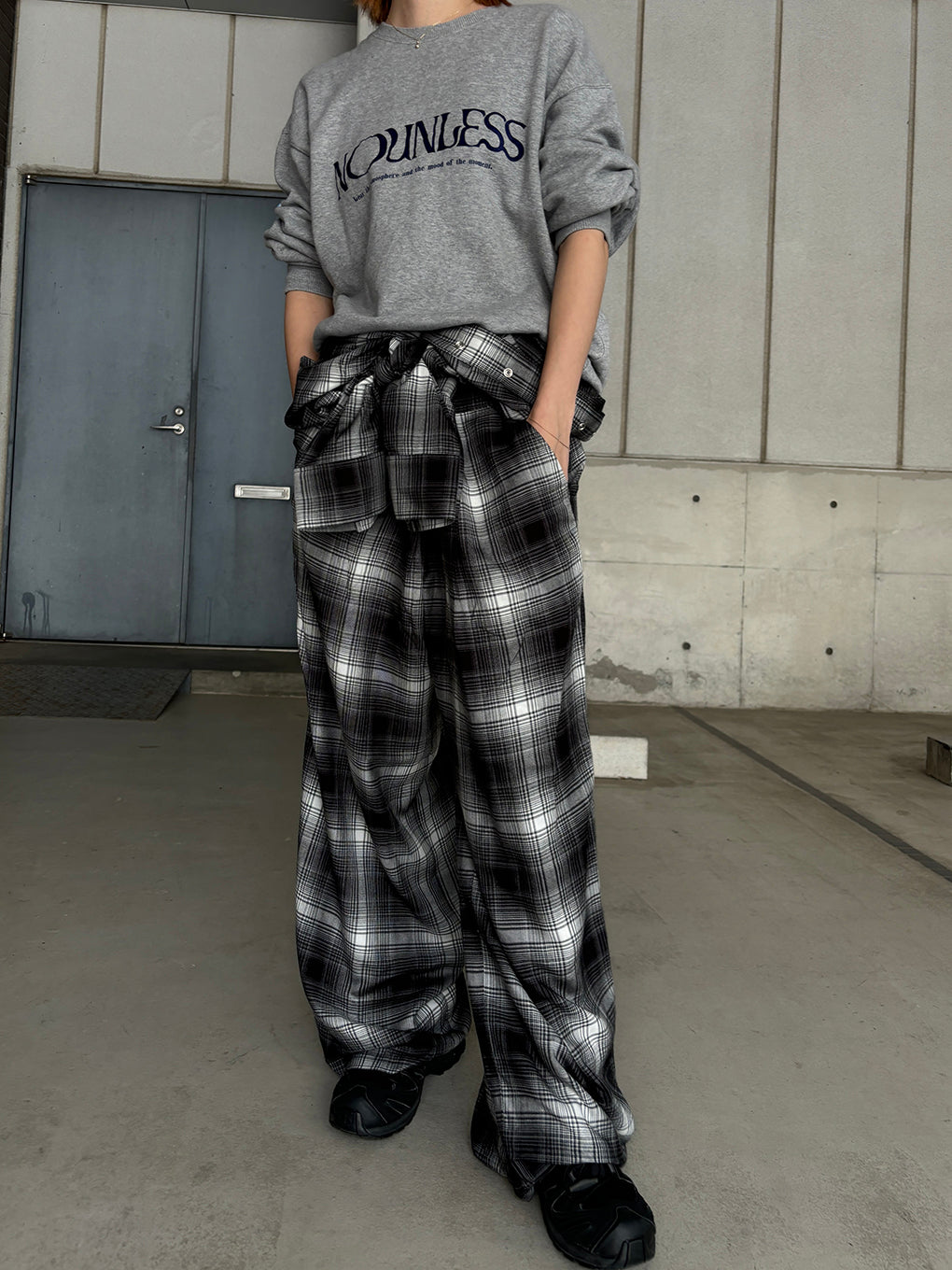 NOUNLESS LOGO WITH MESSAGE SWEAT