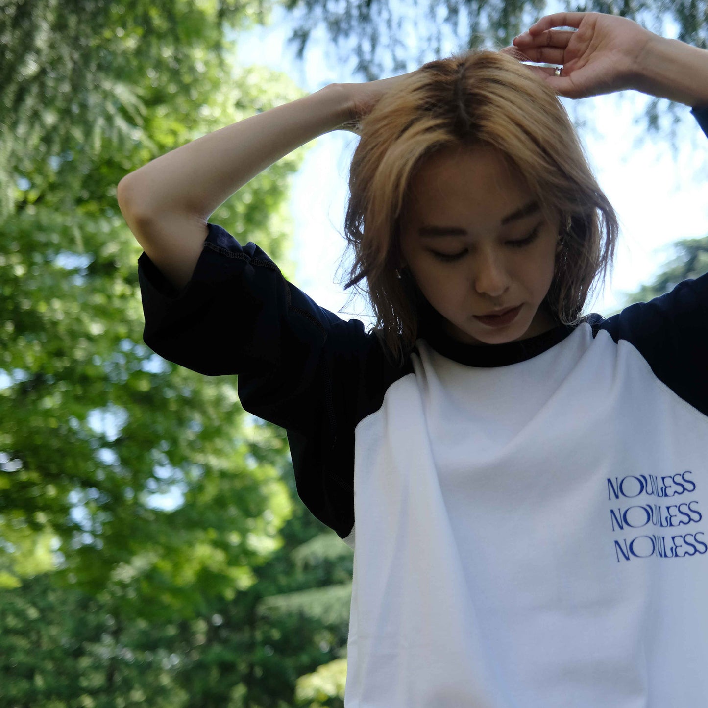 THREE LOGO RAGLAN TEE